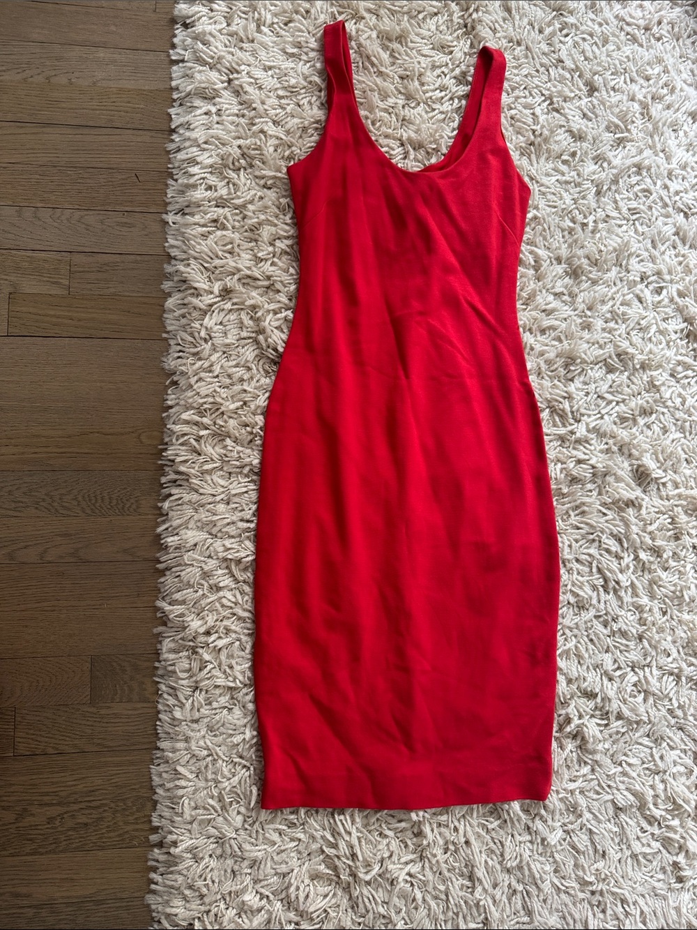 L'AGENCE Red Scoop-Neck Bodycon Midi Dress
